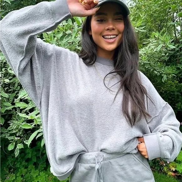 Free People Kelly sweatshirt/shorts in grey size small & extra small - Picture 1 of 9